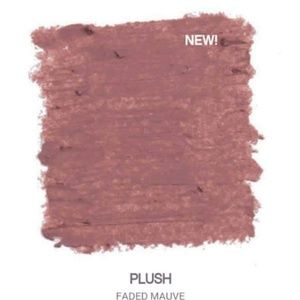 New Younique "plush" lip liner